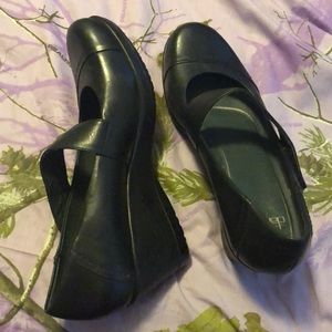 Dansko Dress Shoes Size 41